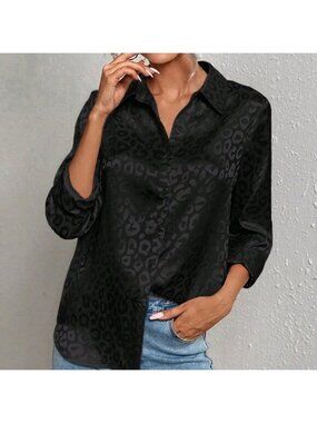 Black Elegant Women's Leopard Jacquard Button Front Shirt